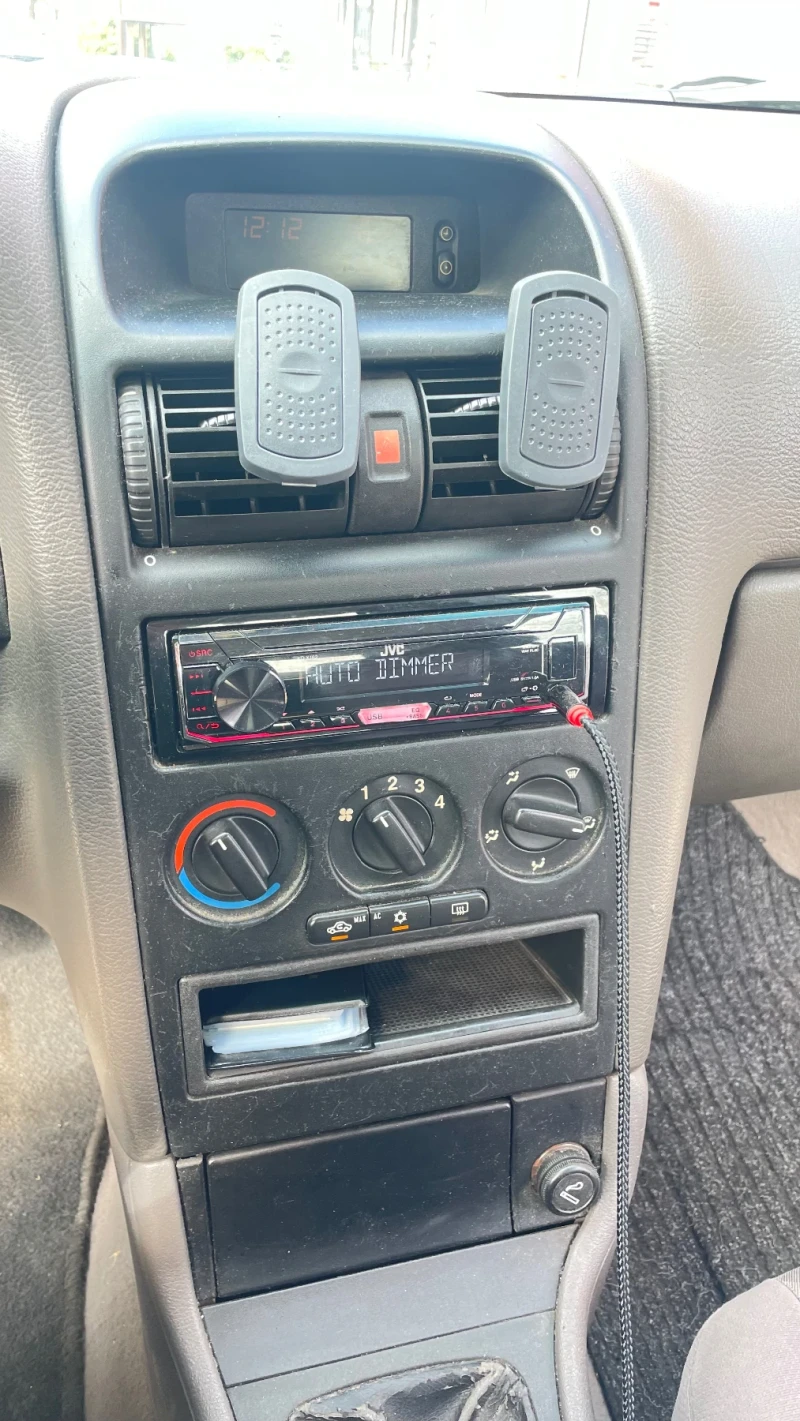 Opel Astra Хечбек, снимка 6 - Автомобили и джипове - 53583889