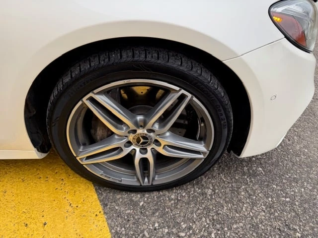 Mercedes-Benz E 400 * CARFAX * ЦЕНА ДО БГ, снимка 15 - Автомобили и джипове - 53174887