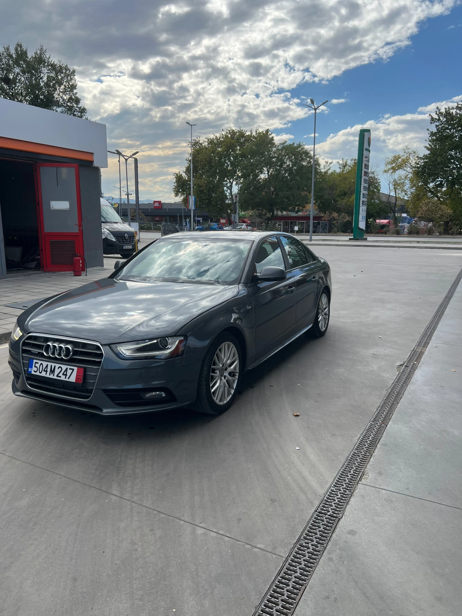 Audi A4 2.0 tfsi Quattro/S-line - изображение 2