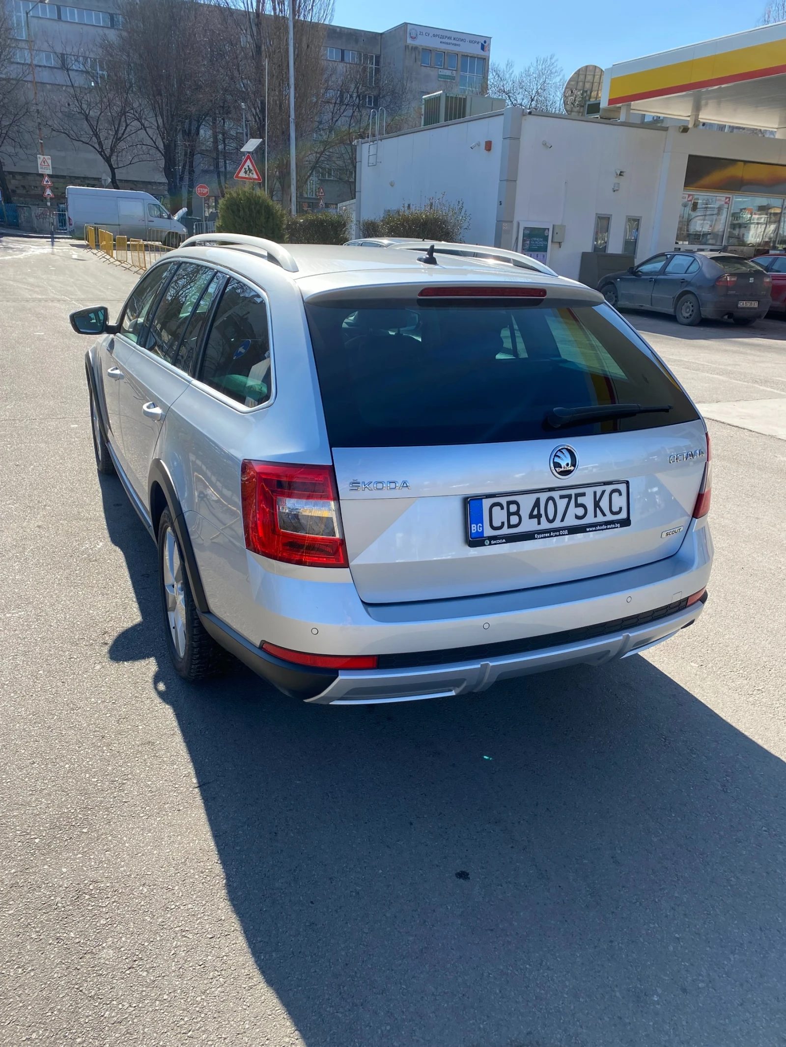 Skoda Octavia Scout - изображение 9