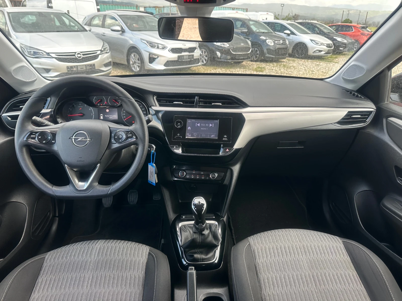 Opel Corsa  - изображение 8