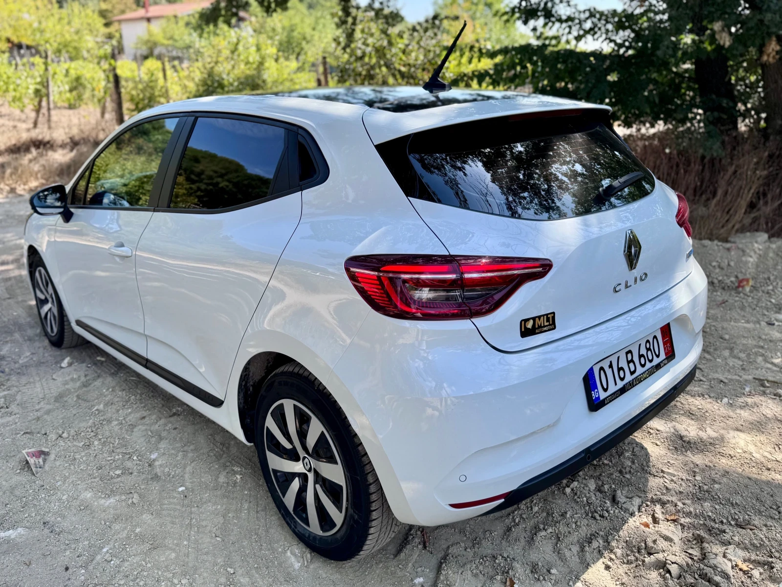 Renault Clio 1.6 HYBRID  - изображение 6