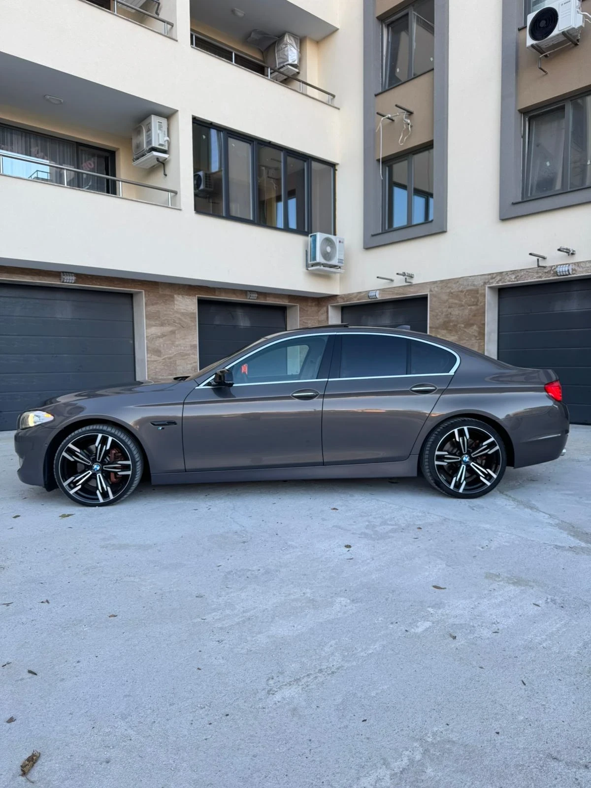 BMW 530 Head up/360 camera/Keyless go/Шибедах/Печка - изображение 4