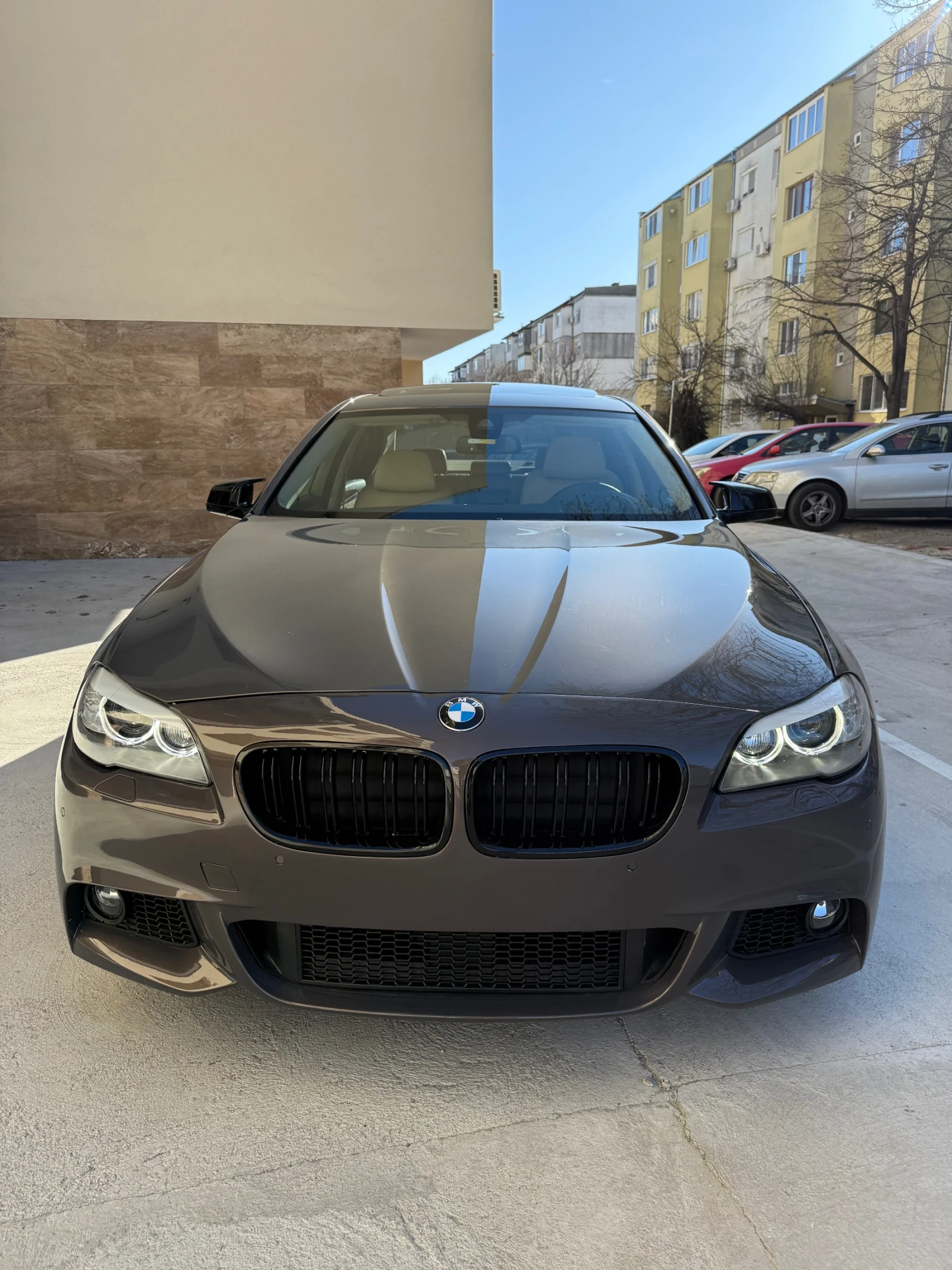 BMW 530 M Pack/Distronic/head up/360Camera /Keyless go/Шиб, снимка 3 - Автомобили и джипове - 53738048