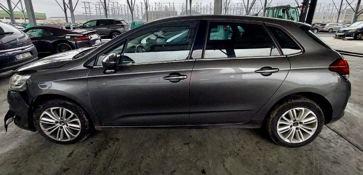 Citroen C4 1.6BHDI EURO6 LED AUTOMATIC - изображение 4