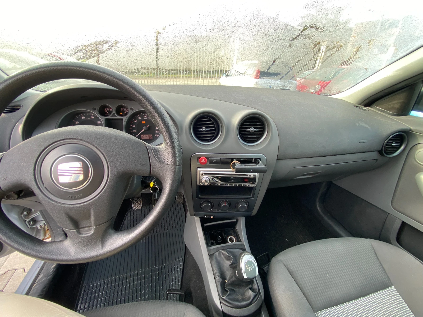 Seat Ibiza 1.4 / 86 . | Mobile.bg   11