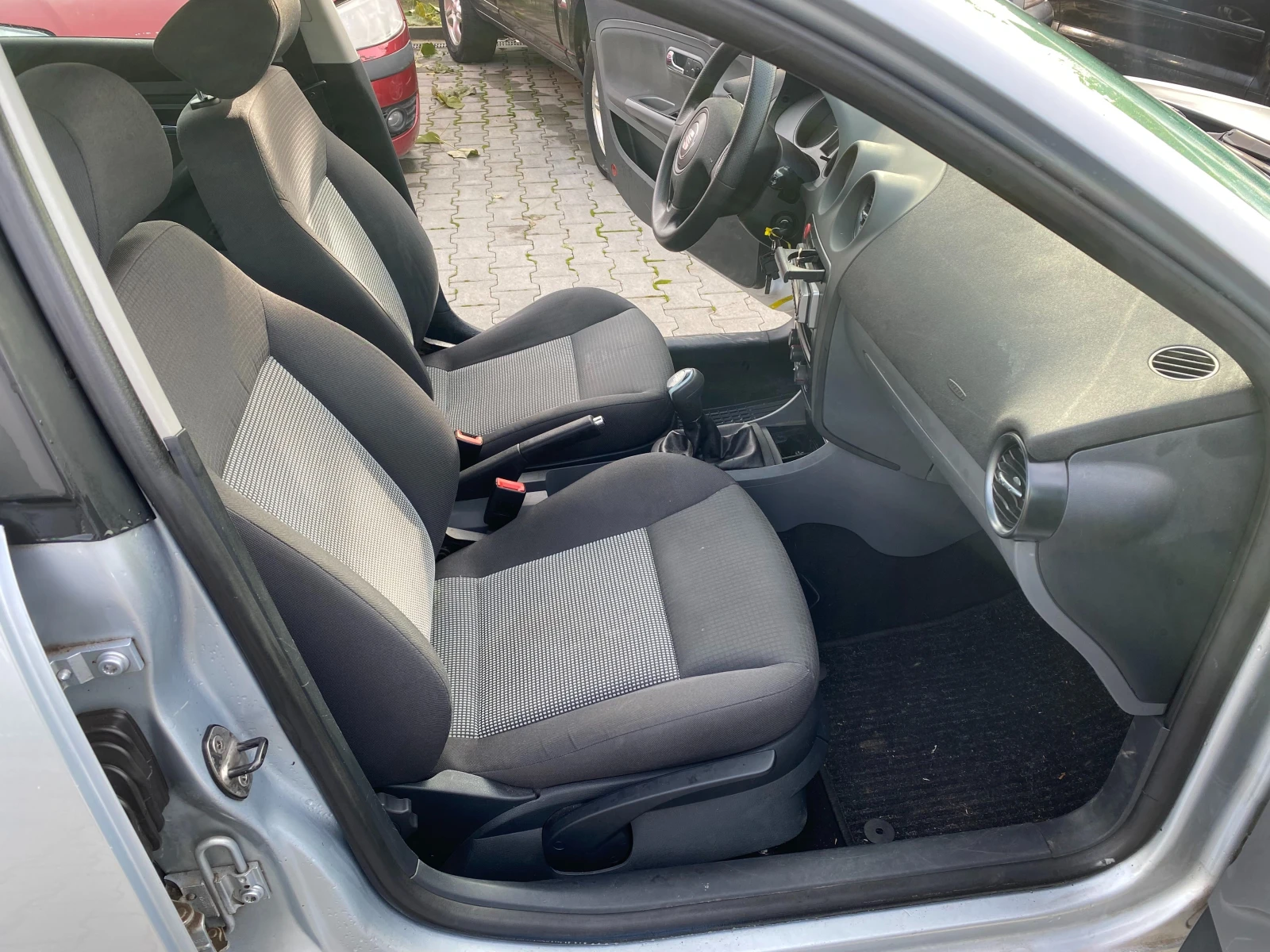 Seat Ibiza 1.4 бензин/газ 86 к.с - изображение 10