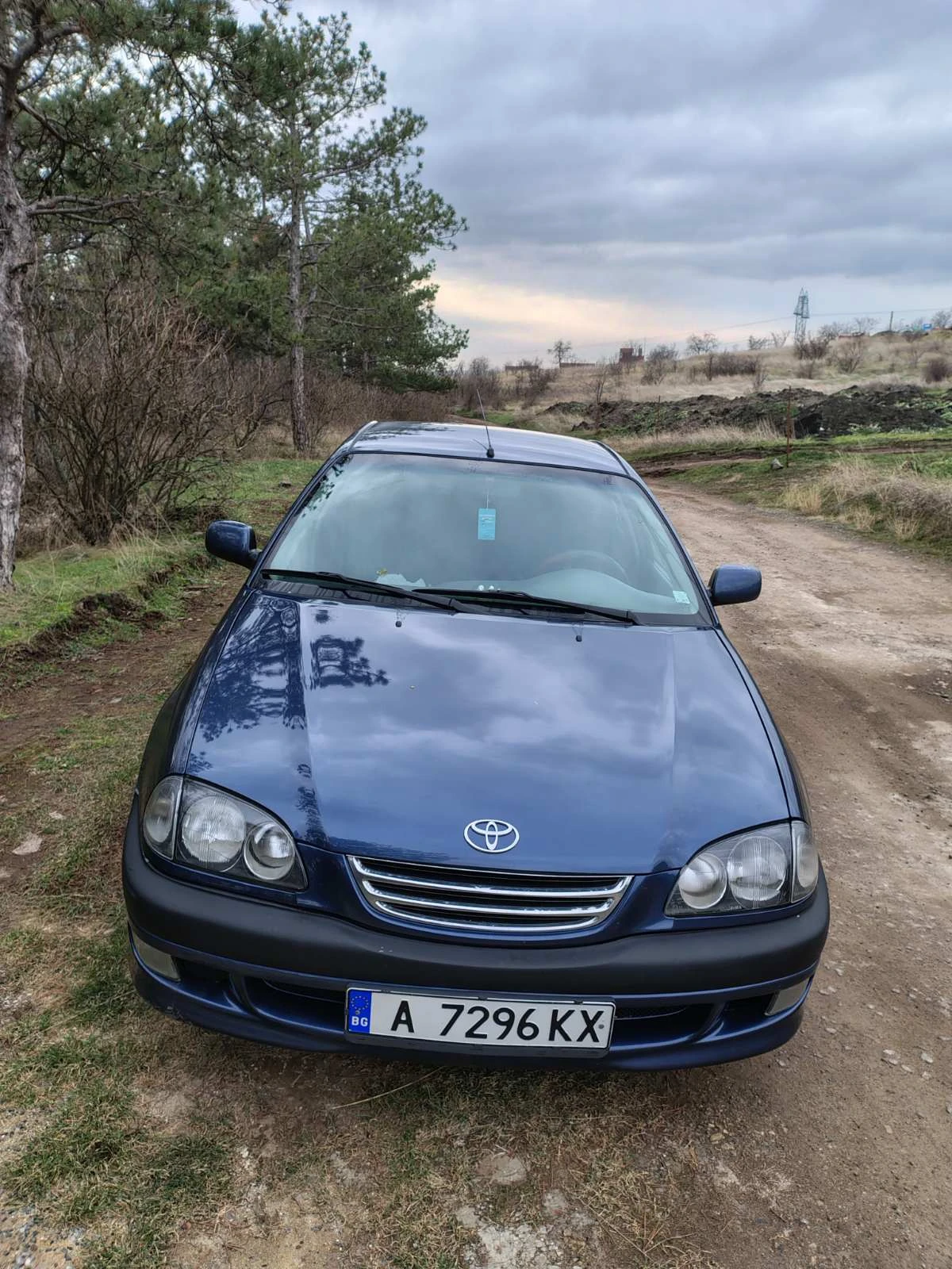 Toyota Avensis 2000d - изображение 2