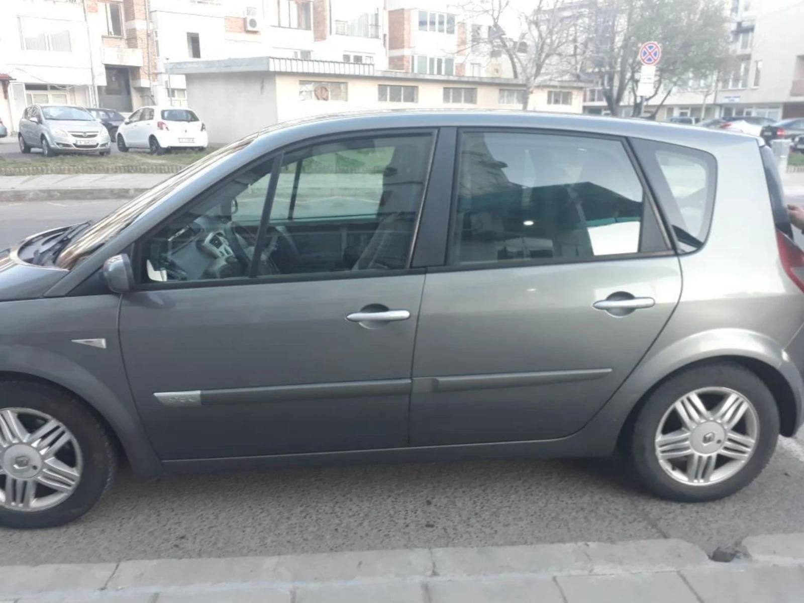 Renault Scenic  - изображение 2