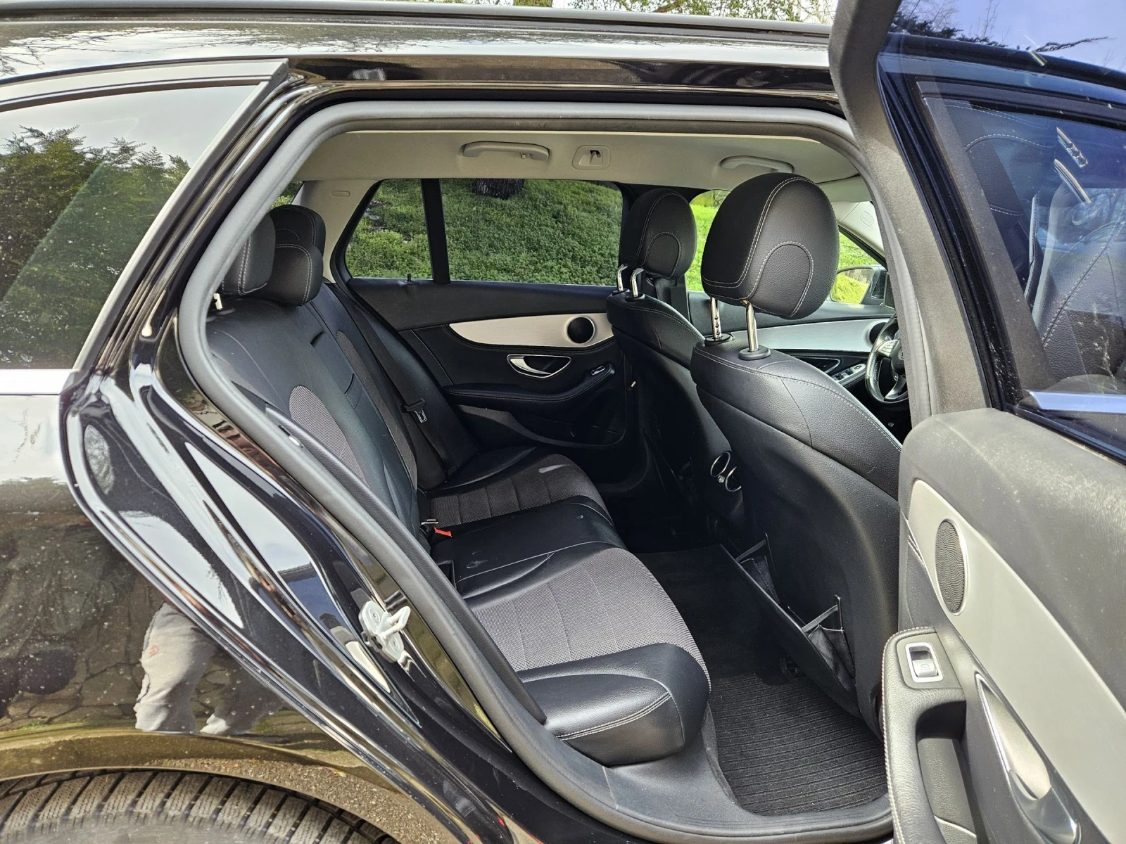 Mercedes-Benz C 180 AMG LINE /7G-TRONIC PLUS/DISTRONIC/CARBON/F1 | Mobile.bg � ����������� 12