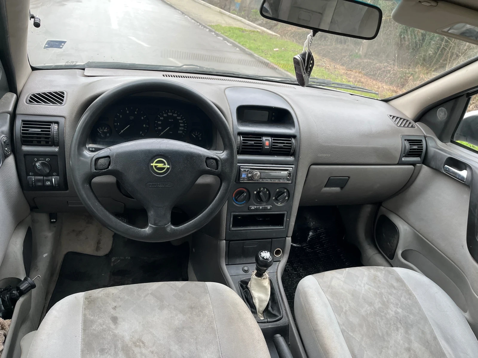 Opel Astra 1.6i - изображение 7