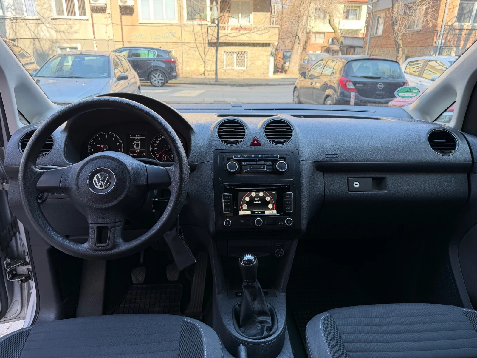 VW Caddy 2.0 Ecofuel фабричен метан/бензин Soccer, снимка 12 - Автомобили и джипове - 53740603