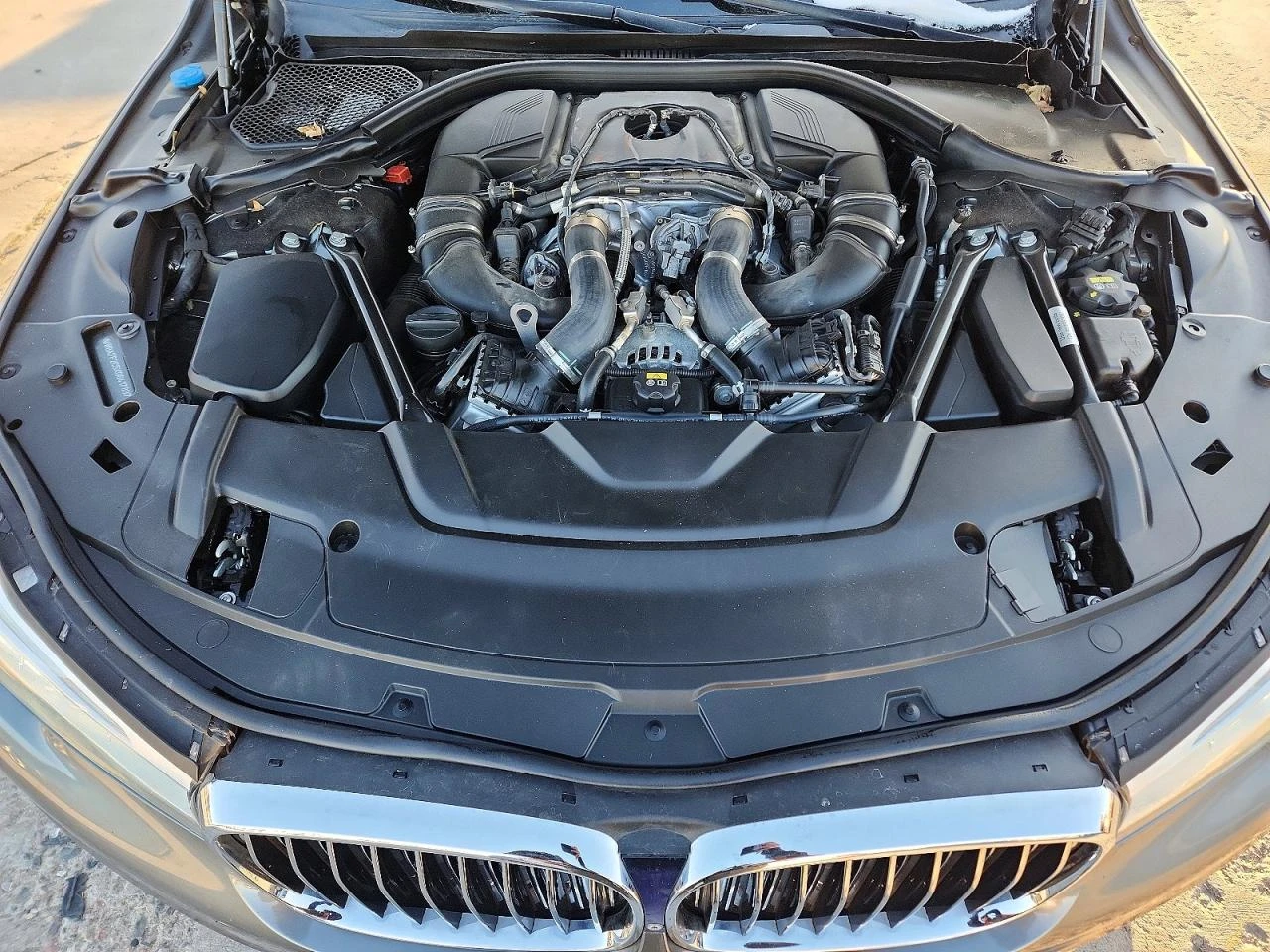 BMW 750 XI* DISTRONIC* HARMAN/KARDON* HEAD-UP* ОБДУХ* ПАНО - изображение 7