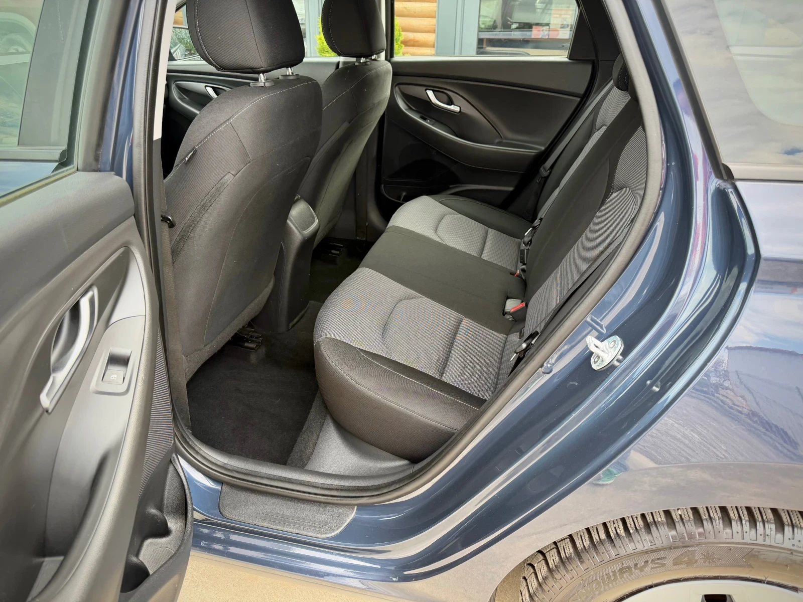 Hyundai I30 1.4 MPI* NAVI* CAMERA* LED | Mobile.bg � ����������� 13