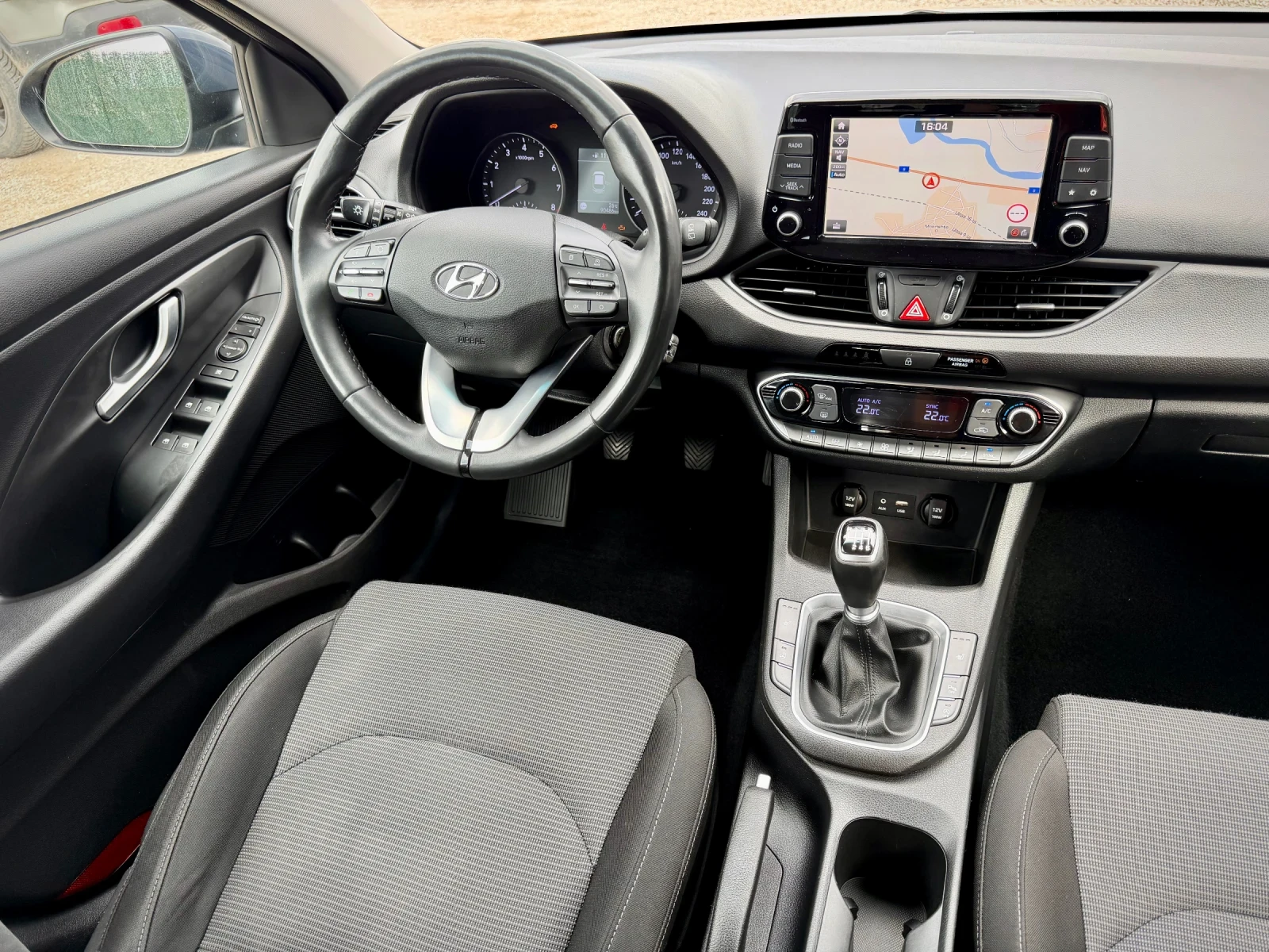 Hyundai I30 1.4 MPI* NAVI* CAMERA* LED | Mobile.bg � ����������� 11