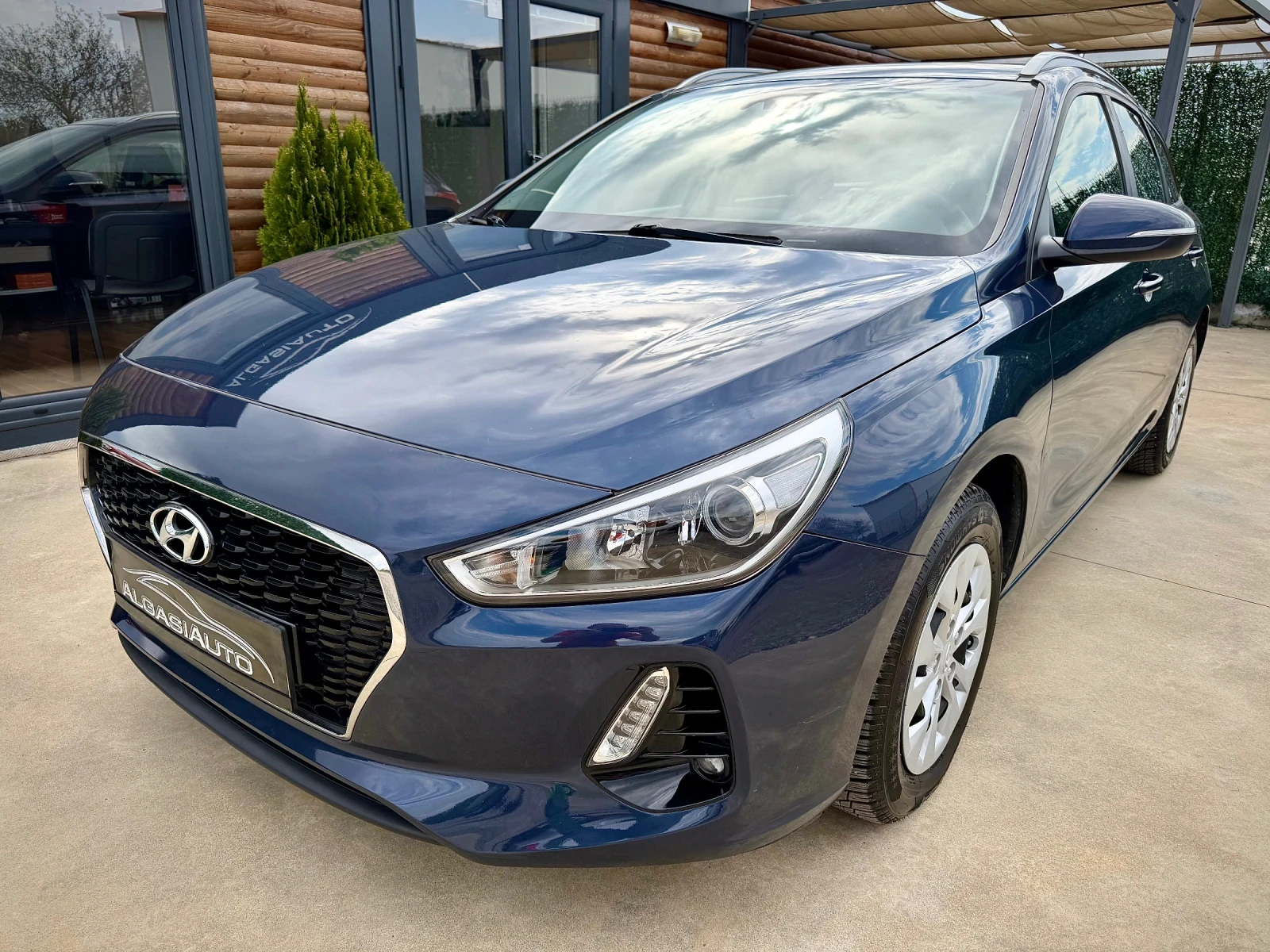 Hyundai I30 1.4 MPI* NAVI* CAMERA* LED | Mobile.bg � ����������� 8