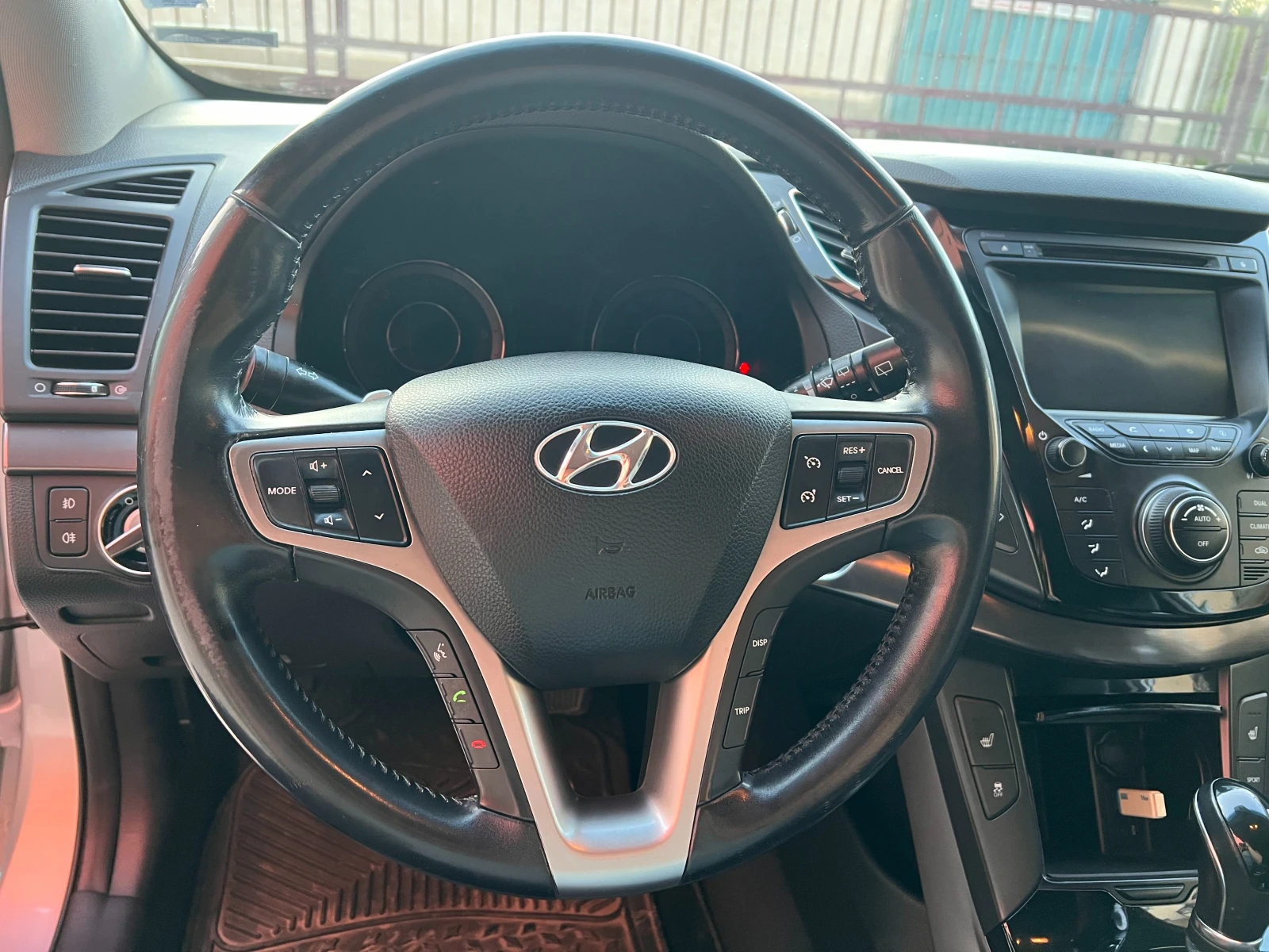 Hyundai I40, снимка 12 - Автомобили и джипове - 54727926