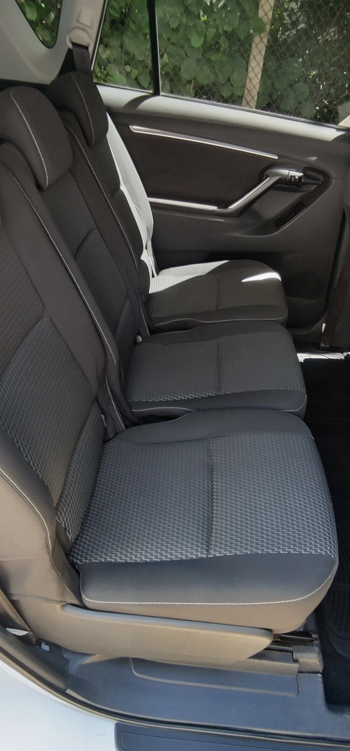 Toyota Verso, снимка 11 - Автомобили и джипове - 54959060
