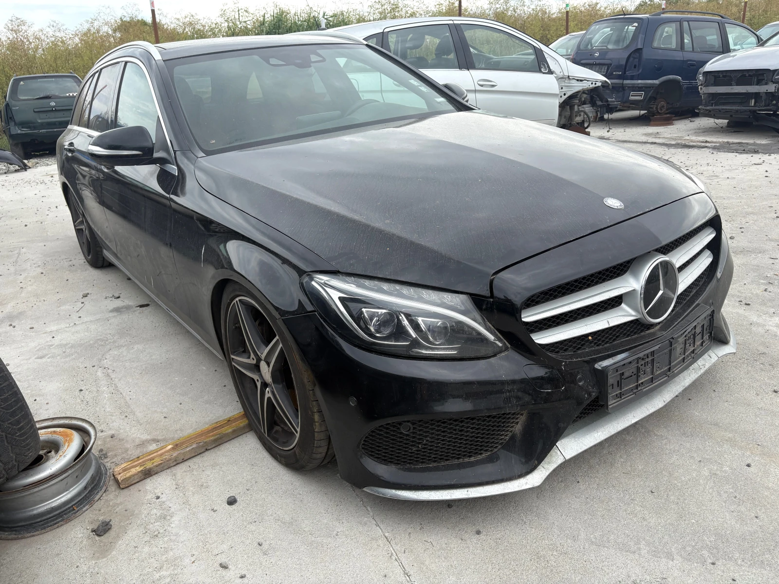 Mercedes-Benz C 250 4MATIC, снимка 2 - Автомобили и джипове - 54966084