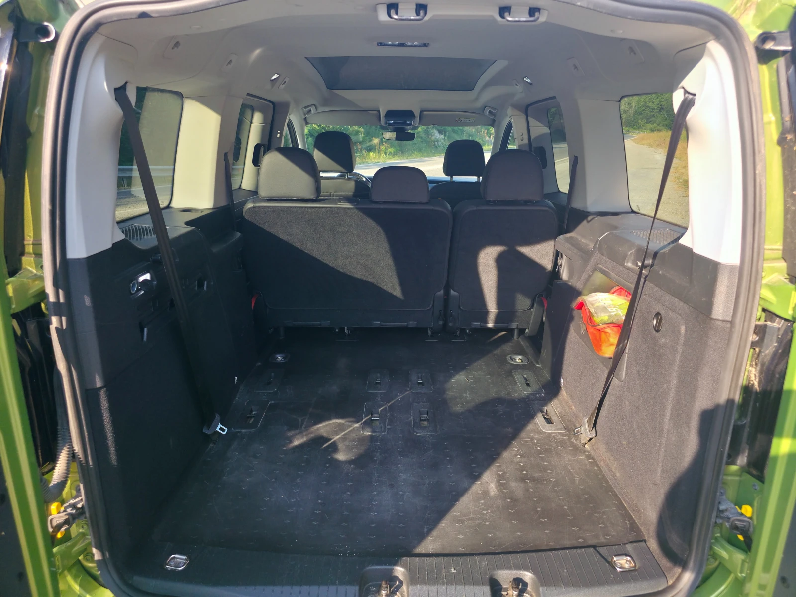 VW Caddy, снимка 13 - Автомобили и джипове - 55278482
