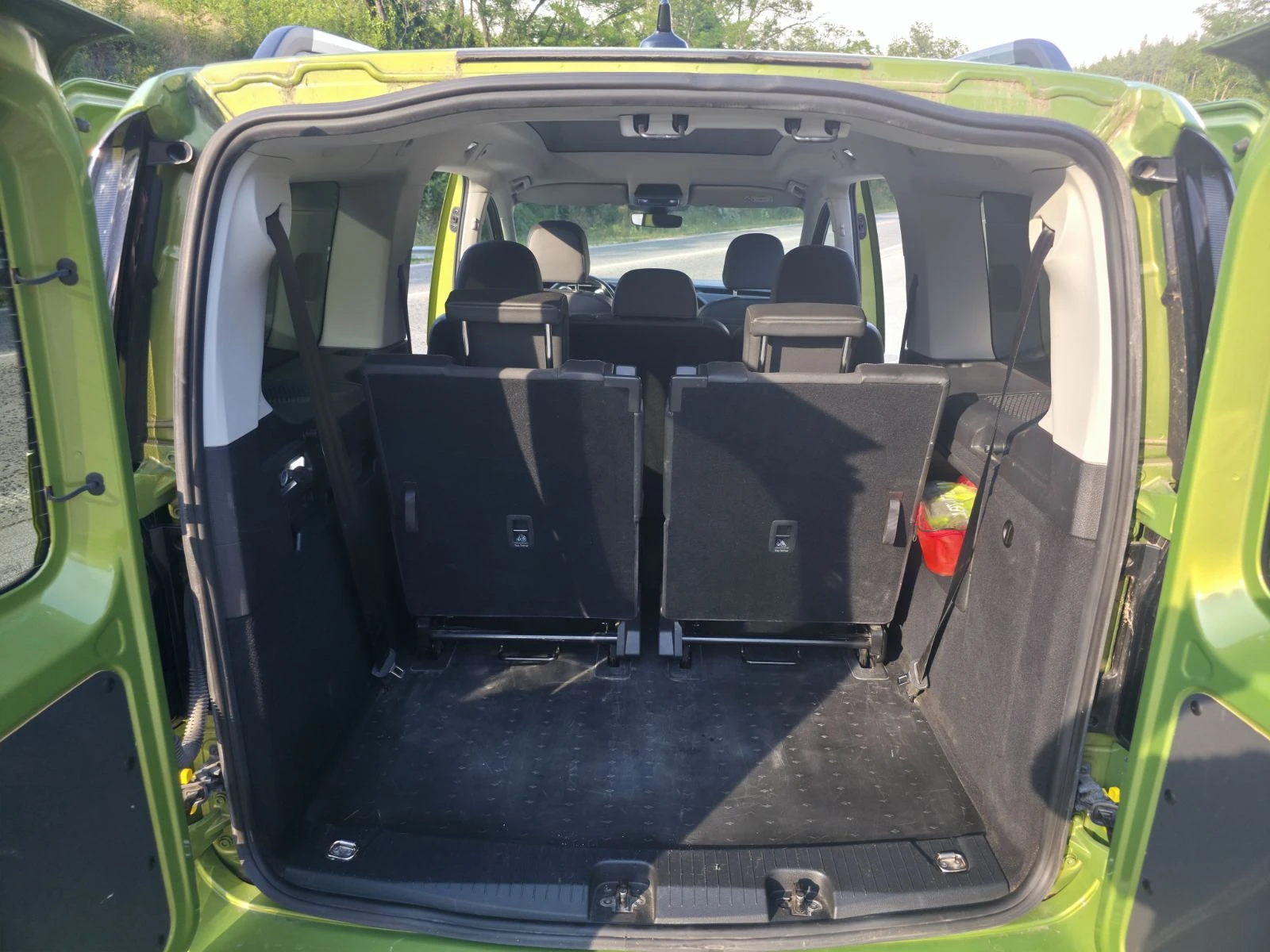 VW Caddy, снимка 11 - Автомобили и джипове - 55278482