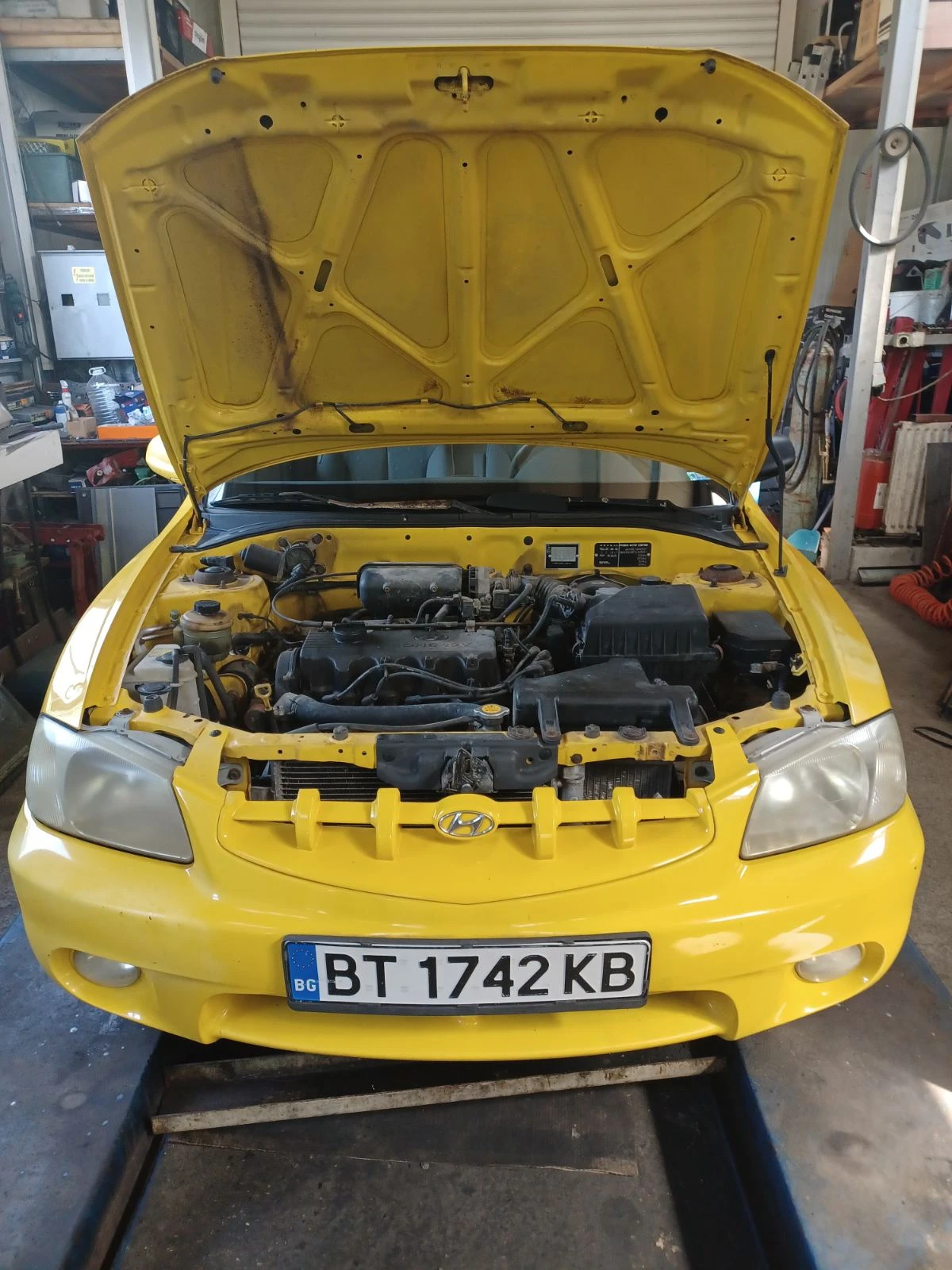 Hyundai Accent 1.5, снимка 11 - Автомобили и джипове - 55356759