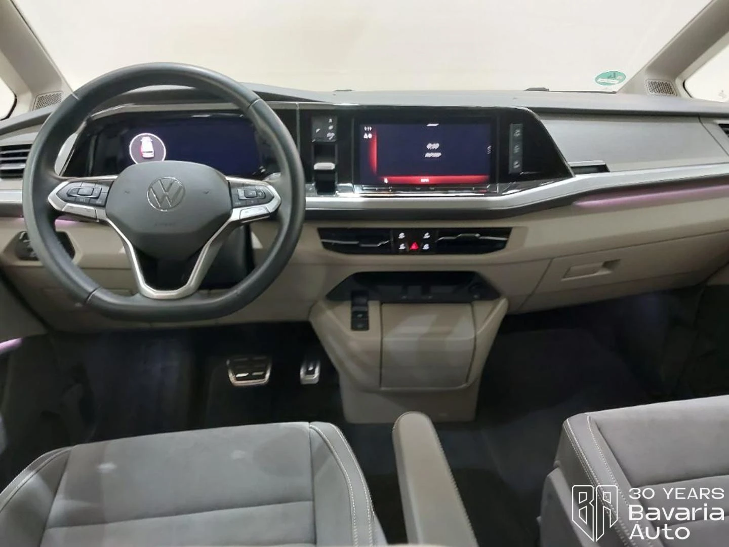VW Multivan Style long DSG Easy Open Basic, снимка 8 - Автомобили и джипове - 55480547