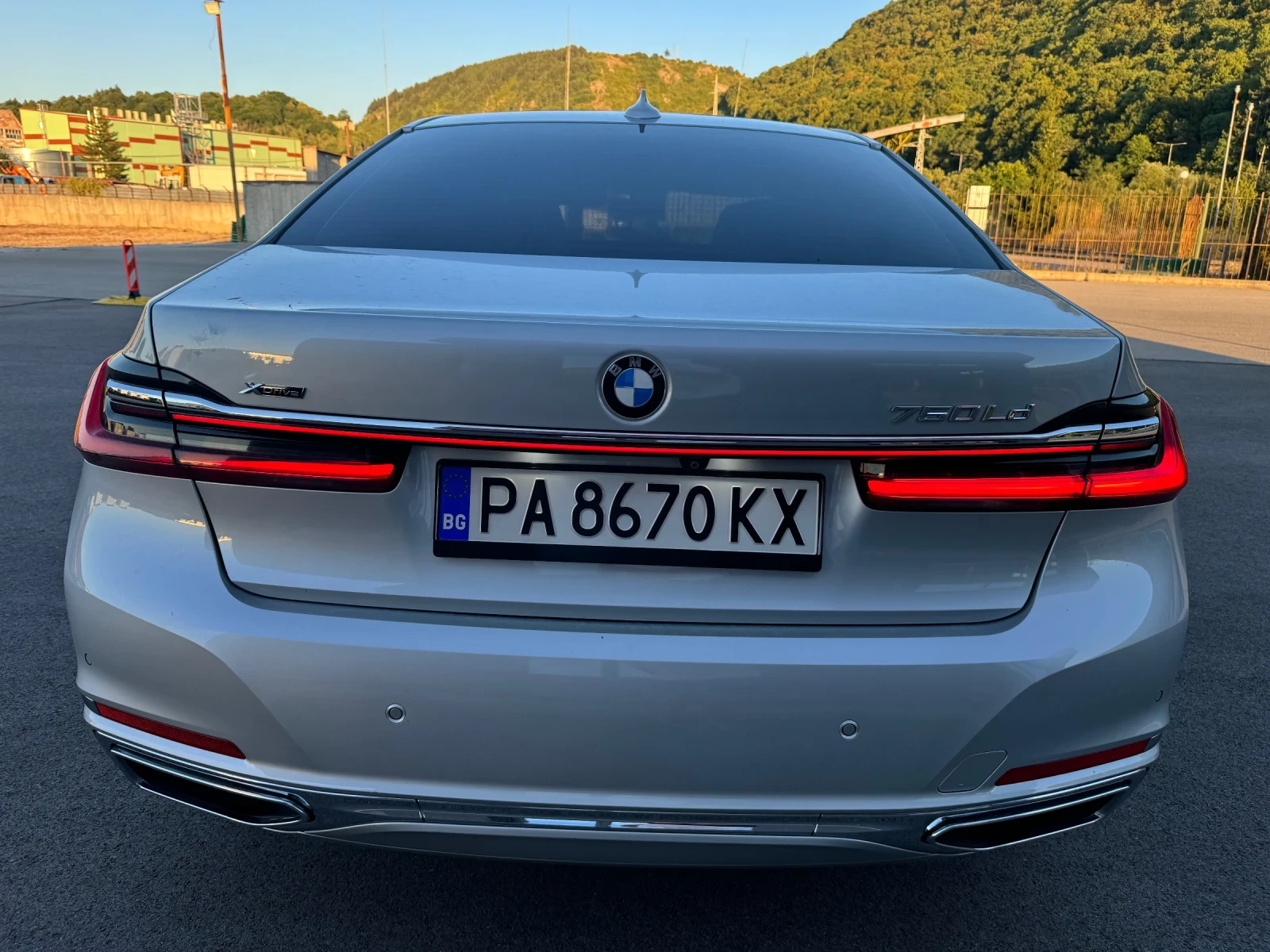 BMW 750 750LD FULL MAXX 112000km!, снимка 4 - Автомобили и джипове - 55683649