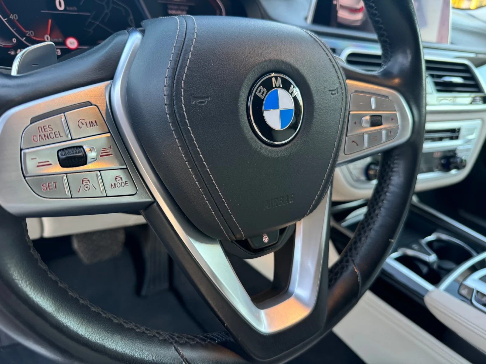 BMW 750 750LD FULL MAXX 112000km!, снимка 7 - Автомобили и джипове - 55683649