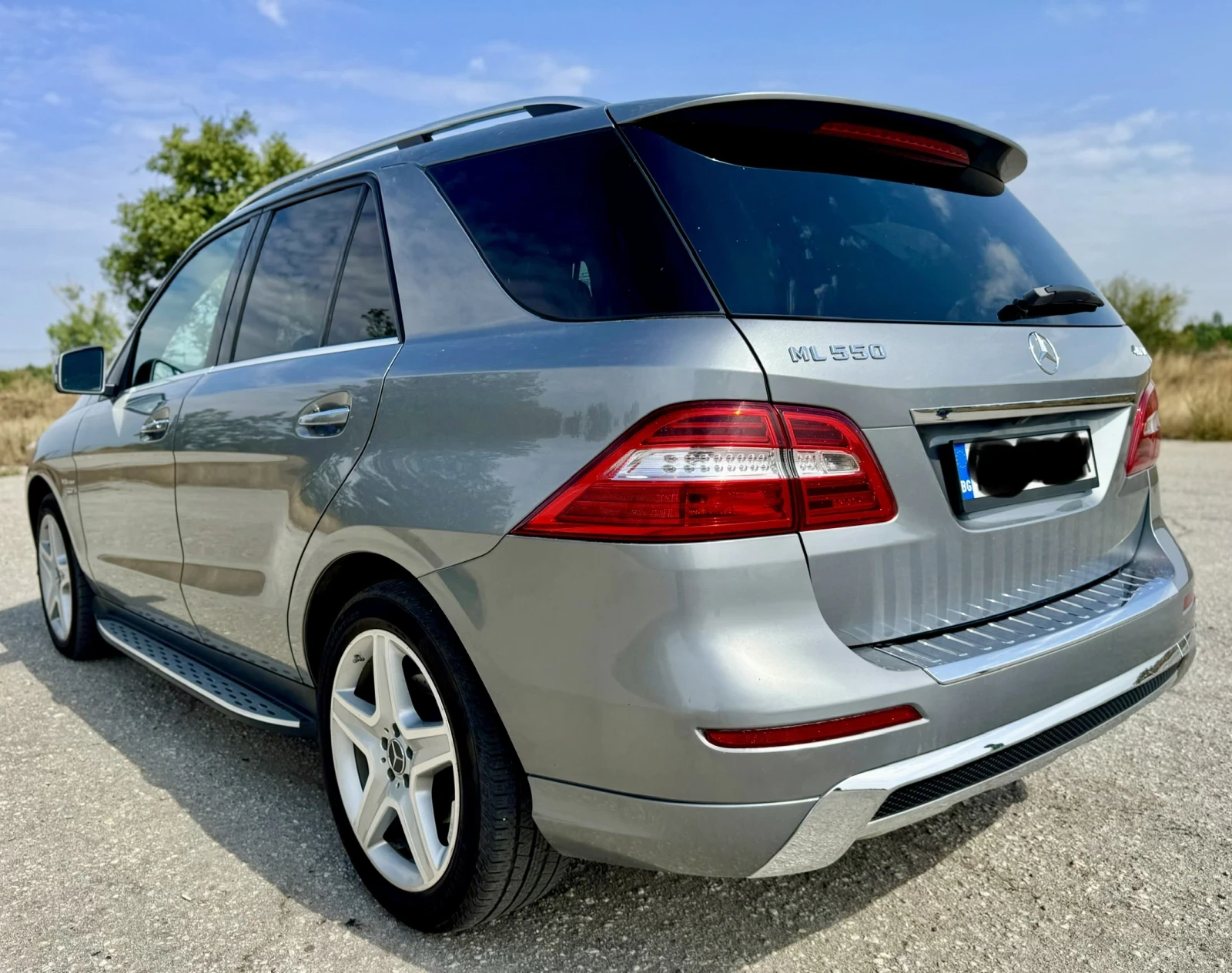 Mercedes-Benz ML 550 AMG 4.7 V8, снимка 4 - Автомобили и джипове - 55875202