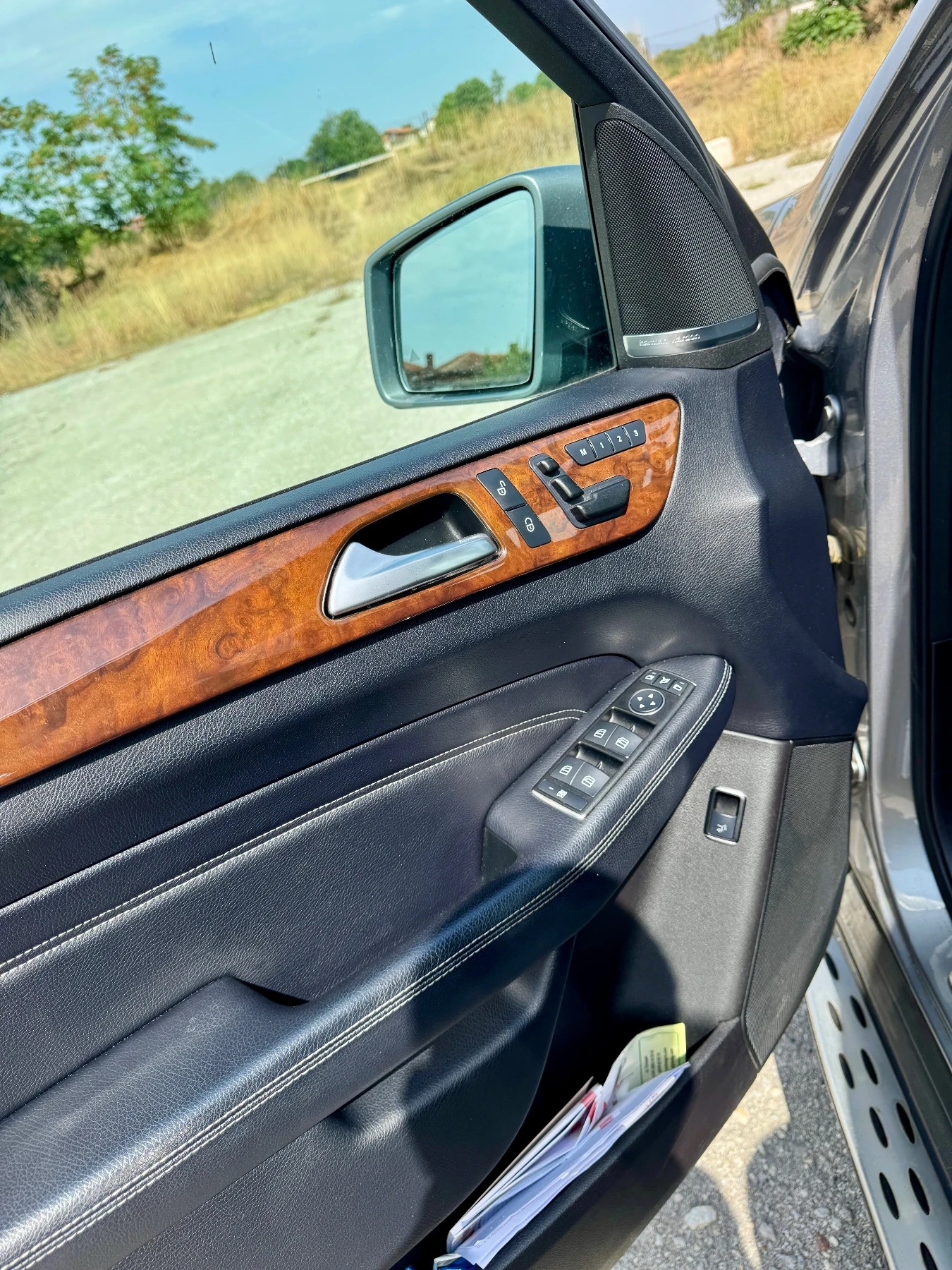 Mercedes-Benz ML 550 AMG 4.7 V8, снимка 14 - Автомобили и джипове - 55875202