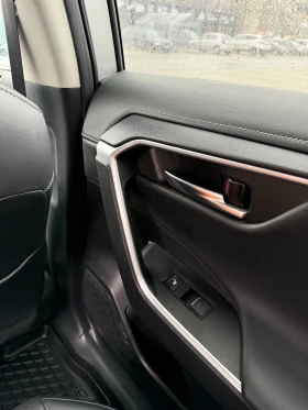 Toyota Rav4 Hybrid, Limited, JBL, 360Camera, КОЖА, ОБДУХВАНЕ, снимка 13