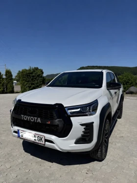 Toyota Hilux 2.8GR Sport Гаранция , снимка 1