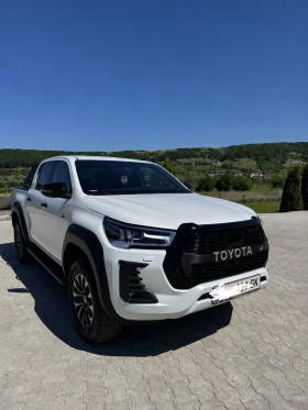 Toyota Hilux 2.8GR Sport Гаранция , снимка 2
