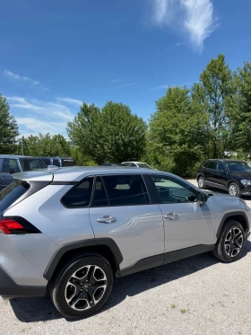 Toyota Rav4 LE, снимка 4