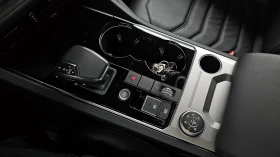 VW Touareg PREMIUM* 3.0* TDI* ОБДУХ* 360* КАМЕРИ* ПОДГРЕВ*  | Auto.bg — изображение 13