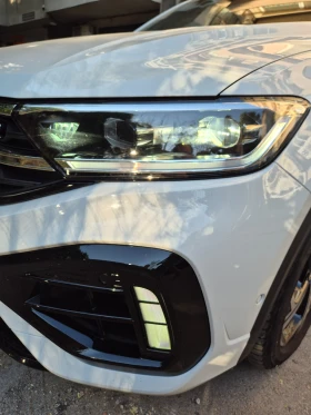 VW T-Roc 300 к.с. New.Perfect.R Line - 30000 € / 58674.90 лв. - 12039434 12