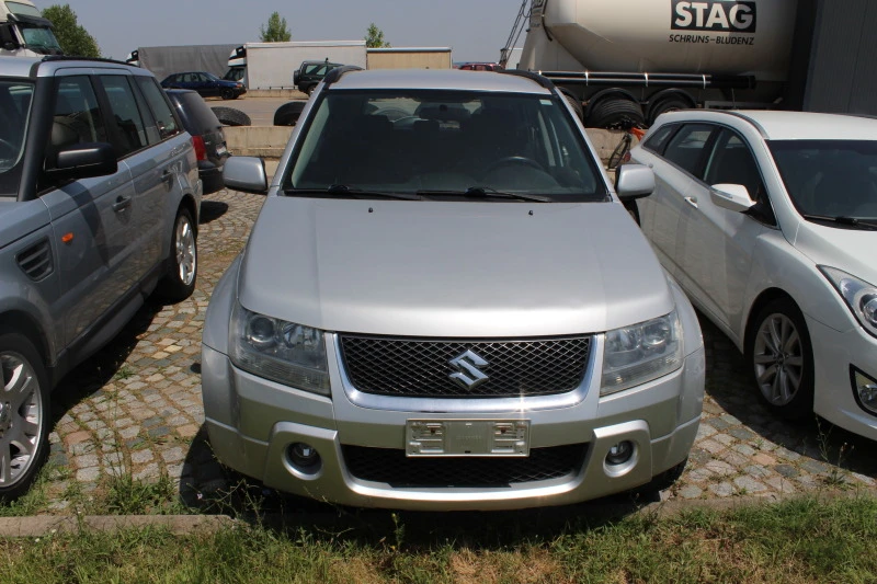 Suzuki Grand vitara 1.9D НОВ ВНОС, снимка 2 - Автомобили и джипове - 47403634