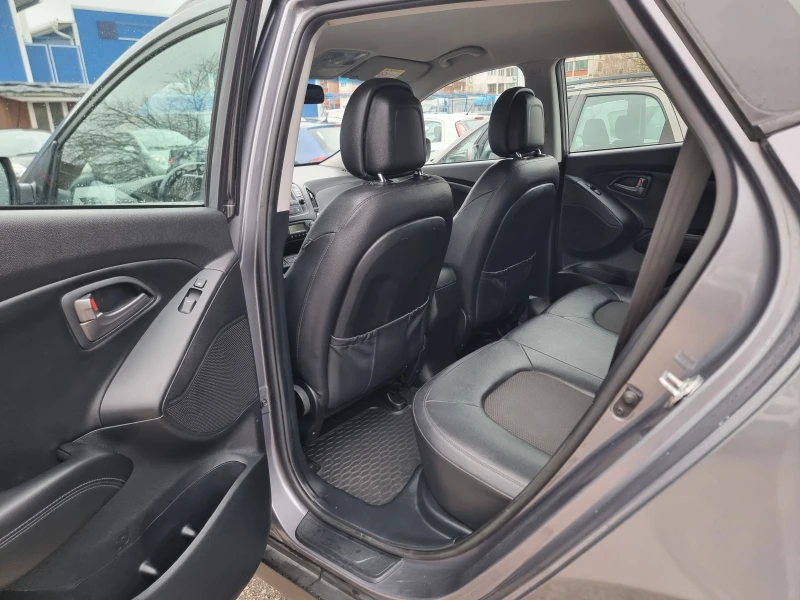 Hyundai IX35 1.7CRDI 16V, снимка 11 - Автомобили и джипове - 48196049