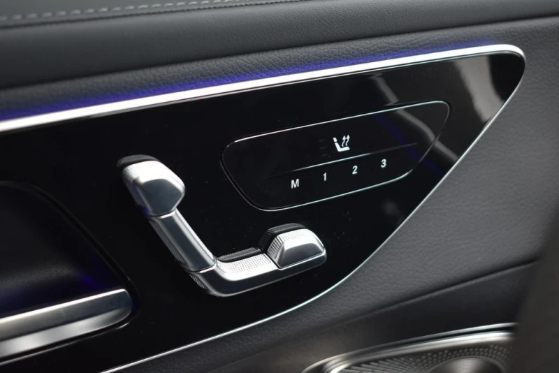 Mercedes-Benz GLC 400 450d* AMG* COUPE* BURM* PANO* DIST* 360 CAM* CARPL, снимка 3 - Автомобили и джипове - 51324396