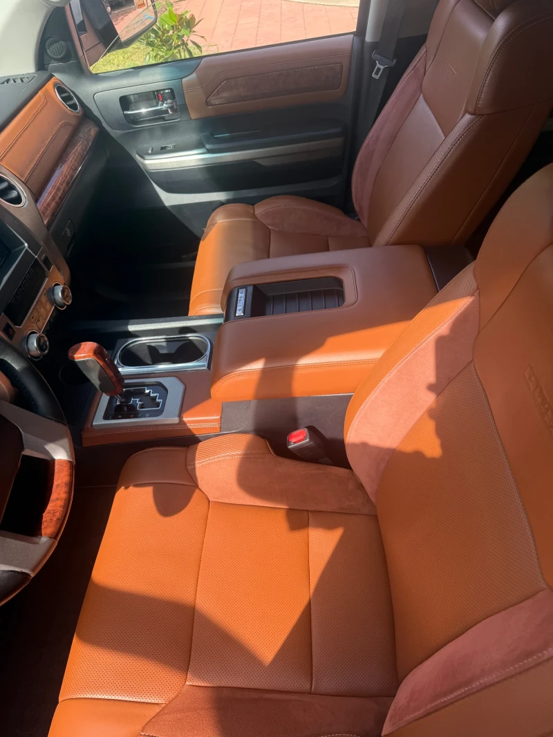 Toyota Tundra 1794 edition + ГАЗ, снимка 8 - Автомобили и джипове - 51631401