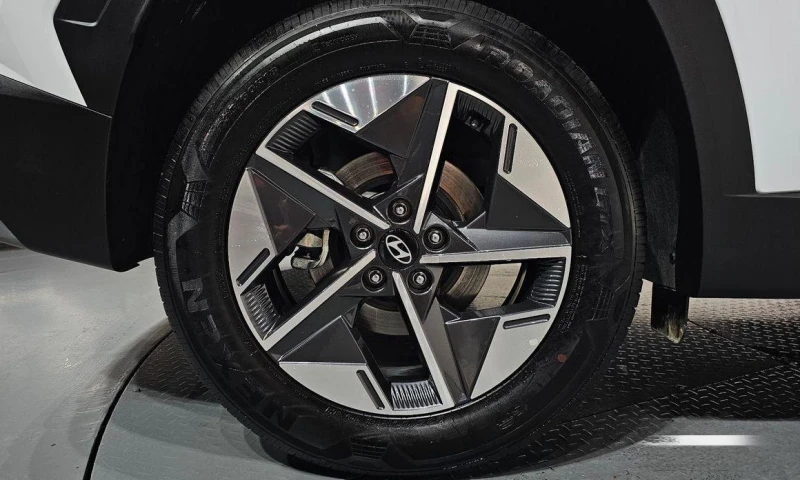 Hyundai Tucson Diesel 2.0 2WD Inspiration, снимка 5 - Автомобили и джипове - 52046456