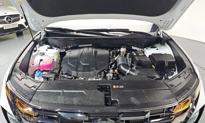 Hyundai Tucson Diesel 2.0 2WD Inspiration, снимка 6 - Автомобили и джипове - 52046456