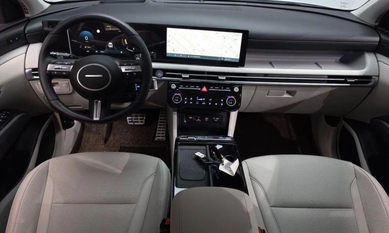 Hyundai Tucson Diesel 2.0 2WD Inspiration, снимка 7 - Автомобили и джипове - 52046456