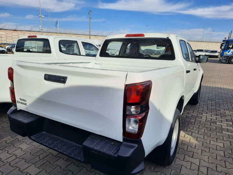 Isuzu D-max 1.9 Diesel UTILITY, снимка 5 - Автомобили и джипове - 52190935