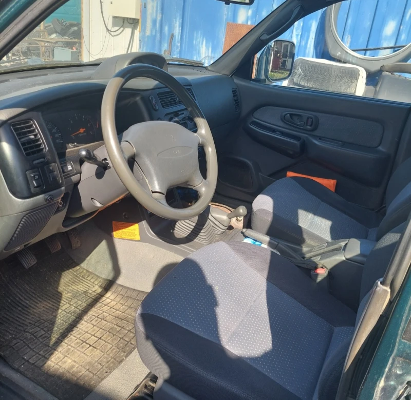 Mitsubishi L200 2.5tdi Клима, снимка 2 - Автомобили и джипове - 52217912