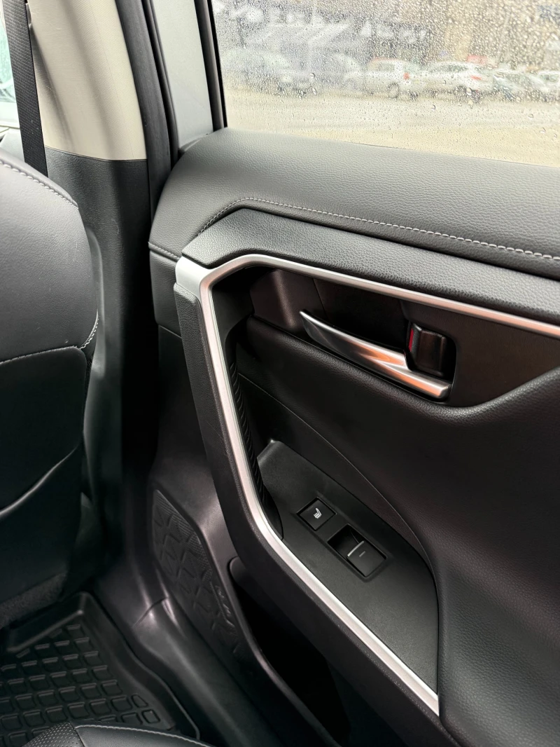 Toyota Rav4 Hybrid, Limited, JBL, 360Camera, КОЖА, ОБДУХВАНЕ, снимка 13 - Автомобили и джипове - 52525154