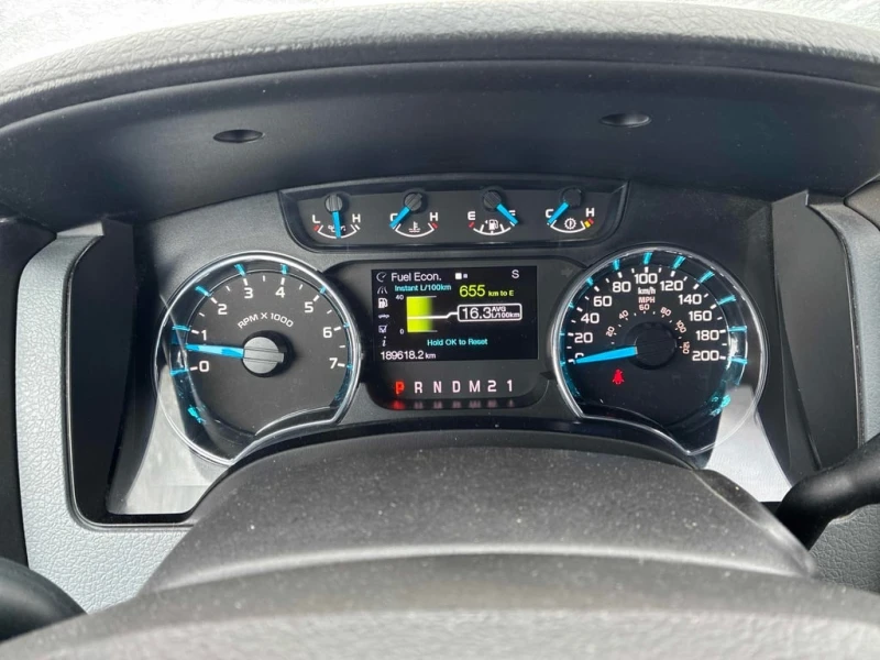 Ford F150 * 4WD SuperCrew * CARFAX * БЕЗ ПЪРВОНАЧАЛНА ВНОСКА, снимка 8 - Автомобили и джипове - 53164495