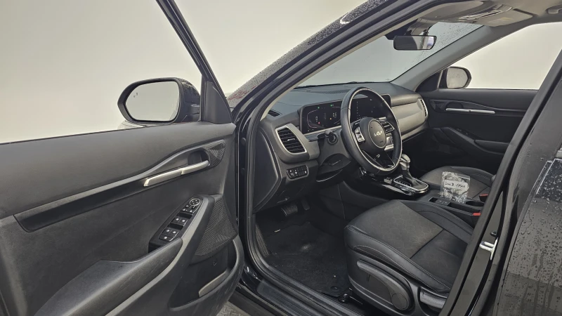 Kia Seltos 2.0 2WD TRENDY autogeorge.com, снимка 10 - Автомобили и джипове - 53242778