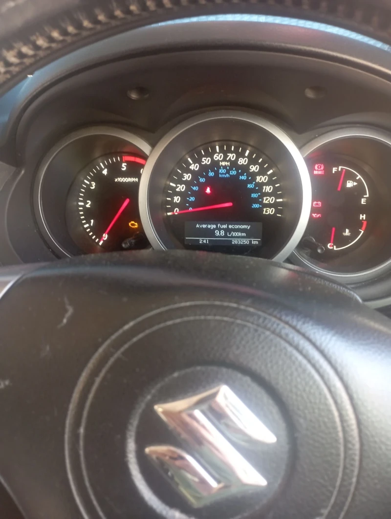 Suzuki Grand vitara 1, 9DDIS, снимка 11 - Автомобили и джипове - 53485528